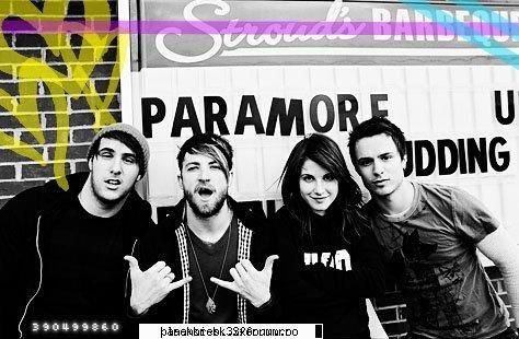 Poze - saya - Paramore