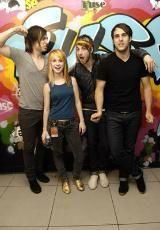 Poze - saya - Paramore