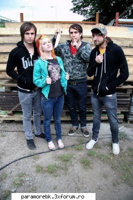 Poze - saya - Paramore