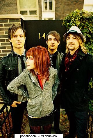 Poze - saya - Paramore
