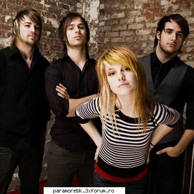 Poze - saya - Paramore