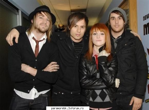 Poze - saya - Paramore
