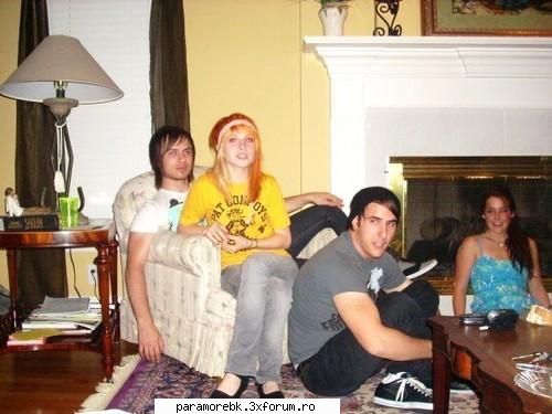 Poze - saya - Paramore