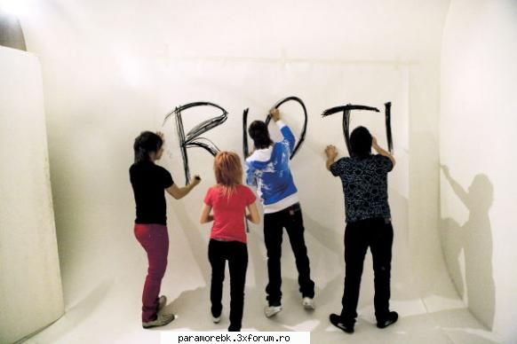 Poze - lav_ubesk_paramore - Paramore