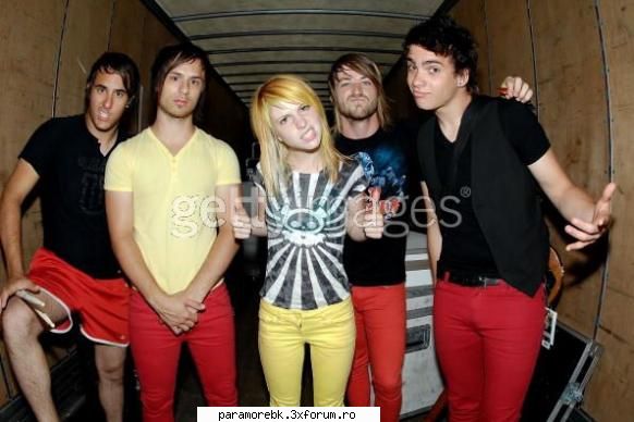 Poze - saya - Paramore