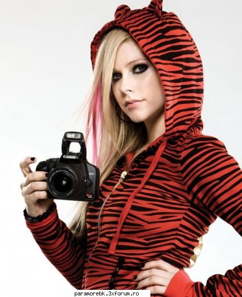 avril lavigne - saya - Cantarete preferate/Cantareti preferati
