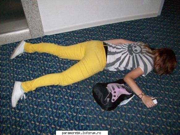 poze amuzante - lav_ubesk_paramore - Paramore
