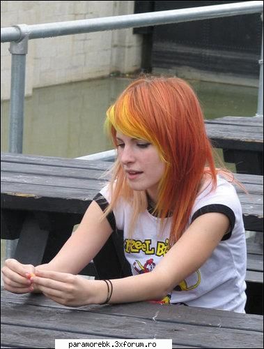 poze cu Hayley - imi plashe poza - Hayley