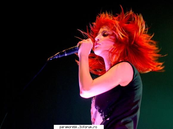 :nebun:  :rotfl: poze cu hayley
