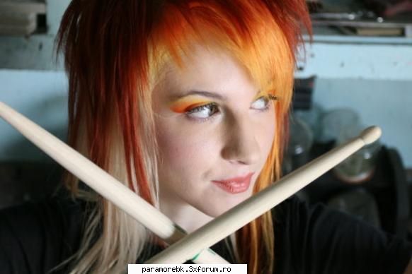 poze cu Hayley - lav_ubesk_paramore - Hayley